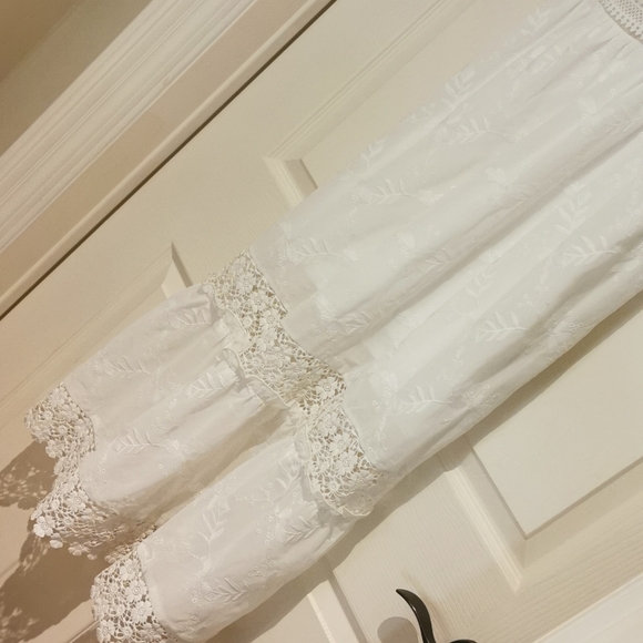 White never worn summer dress - Picture 2 of 5